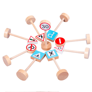 Jouets en bois avec signes de route, lot de 15, avec livraison rapide - Product Image 3