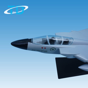 Modellino di Aereo Tornado in Resina 1/60 31cm, Souvenir, Regalo, Decorazione per la Casa - Product Image 6