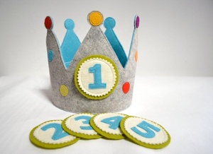 Corona di buon <span class=keywords><strong>compleanno</strong></span> carina con corona di feltro di età sostituibile per la festa di <span class=keywords><strong>compleanno</strong></span> dei bambini - Product Image 4