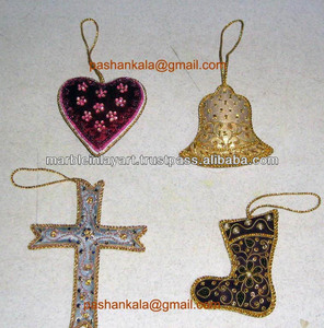 Adornos Navideños Bordados con Zari para Colgar en el Árbol de Navidad - Product Image 1