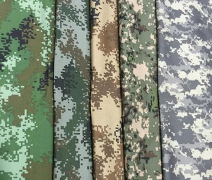 Tissu de camouflage militaire 100% polyester, sacs d'école, sac de bagages - Product Image 1