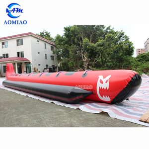 Bateau banane gonflable pour le poisson volant, bateau de passager pour l'eau, requin, taxi, rouge et noir, nouveau design, - Product Image 5