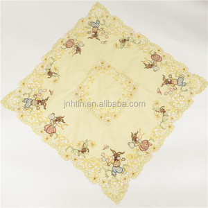 Ngày lễ phục sinh Bunny Thêu cutworks apppliqued Bảng vải Cake Topper Vuông 36 Bởi 36 Inch - Product Image 2