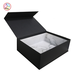 Boîte Cadeau Pliante de Luxe Personnalisée en Gros pour la Saint-Valentin et Mariages, Papier d'Art Imprimé UV de Haute Qualité, Spécifications Feuille Métallisée, Style Tendance 4C - Product Image 2