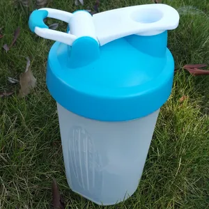 Mezclador de proteína con logotipo personalizado, botella de coctelera deportiva para gimnasio con bola mezcladora, 400ml