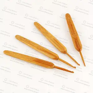 High Quality Crochet Hook with Bamboo Handle Knitting Needle Crochet Hook For Hand Knitting