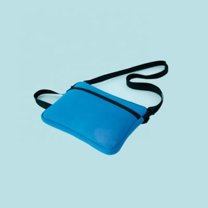 Suministro de fábrica Business <span class=keywords><strong>Neoprene</strong></span> Female <span class=keywords><strong>Laptop</strong></span> <span class=keywords><strong>Sleeve</strong></span> con mango Uso de oficina Cubierta elegante para dispositivos portátiles - Product Image 2