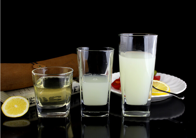 Square Bottom Whisky Glass Manufacture Clear Drinking Glass