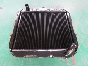 Radiateur en cuivre pour camion Mitsubishi MB356153 1321-0303 3321-1054 4D56 COLT L300 DIESEL M/T <span class=keywords><strong>L300D</strong></span> - Product Image 6