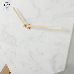 Orologio <span class=keywords><strong>da</strong></span> <span class=keywords><strong>parete</strong></span> in marmo pietra esagonale decorativo <span class=keywords><strong>casa</strong></span> di lusso - Product Image 6