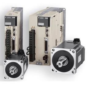 Moteur servo YaskawaSigma7 SGM7G-44AFC61 + SGD7S-330A00A 4.4KW sans frein - Product Image 1