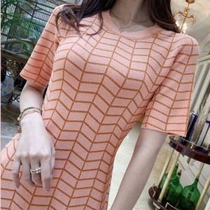 Abiti lunghi a quadri lisci a <span class=keywords><strong>maniche</strong></span> <span class=keywords><strong>corte</strong></span> su misura con scollo a <span class=keywords><strong>maglia</strong></span> stile estivo abito maglione lavorato a <span class=keywords><strong>maglia</strong></span> Casual da donna - Product Image 2