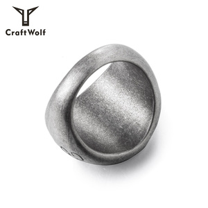 Nhẫn đôi may mắn hình cỏ bốn lá bằng thép không gỉ thời trang dành cho nam nữ, nhẫn thép titan hợp thời trang - Product Image 6