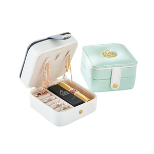 <span class=keywords><strong>Pas</strong></span> <span class=keywords><strong>cher</strong></span> Logo Personnalisé Portable 2 Couches <span class=keywords><strong>Petit</strong></span> <span class=keywords><strong>Voyage</strong></span> Bijoux Emballage Boîte - Product Image 6