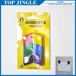 Aimant en plastique pour réfrigérateur à double triangle latéral - Product Image 6