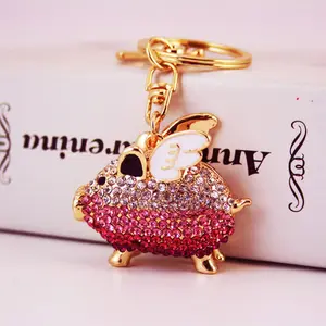 Carino Ragazza Delle Donne di Chiave Dell'automobile Anello Della Catena di Cristallo Del Rhinestone Intarsiato Flying Pig Ala Portachiavi Portachiavi Holder Appeso Decorazione Regalo