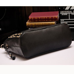 les femmes en cuir <span class=keywords><strong>de</strong></span> <span class=keywords><strong>grande</strong></span> <span class=keywords><strong>marque</strong></span> 2015 casual <span class=keywords><strong>sac</strong></span> <span class=keywords><strong>à</strong></span> <span class=keywords><strong>main</strong></span> avec le crâne - Product Image 4