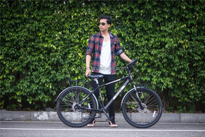 2023 Offre Spéciale Taiwan fabricant 7 vitesses vélo <span class=keywords><strong>de</strong></span> voyage gros VTT avec arbre <span class=keywords><strong>de</strong></span> porte-bagages amovible entraînement sans chaîne - Product Image 2