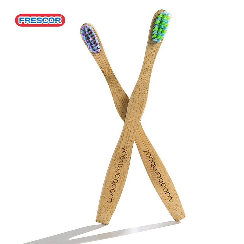 Полностью биоразлагаемая зубная щетка из натурального бамбука с древесным углем