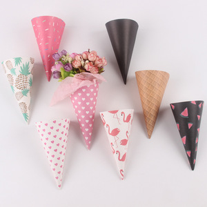 Coloful Cone Shape Flower Packaging Boxes Shape Cardboard Flower Bouquet Packaging Box