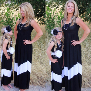 2018 nuevo estilo de la madre y la hija negro y falda azul familia matching outfits verano playa - Product Image 5