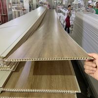 Matériaux de décoration intérieure stratifiés à vente chaude Panneau de plafond en PS Panneau mural en PVC
