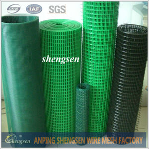 <span class=keywords><strong>Verde</strong></span>/negro recubierto <span class=keywords><strong>de</strong></span> pvc <span class=keywords><strong>alambre</strong></span> <span class=keywords><strong>de</strong></span> púas en rollo - Product Image 1