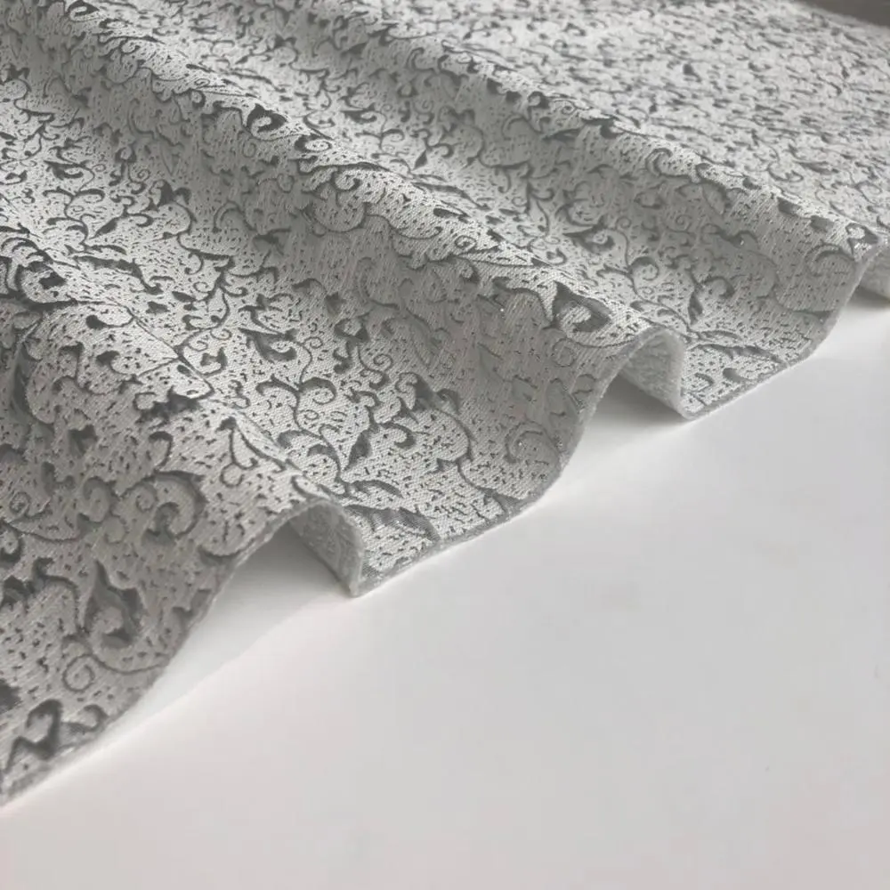 ทอโพลีเอสเตอร์ 100% เส้นด้ายโลหะผ้า jacquard ออกแบบดอกไม้สำหรับแอฟริกาและตลาดตะวันออกกลาง