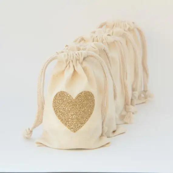 2024 New Cheap Polyester Wholesale Custom Heart Party Favor Bag Cotton Carrying Drawstring Backpack Mini Bag