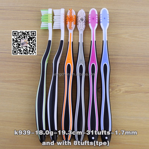 Buona vendita Anti-Slip manico spazzolino da denti con gomma massaggiatore e raschietto per la lingua per l'igiene orale - Product Image 4