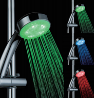 Nouveau pommeau de douche à LED avec contrôle de la température à trois couleurs pour salle de bain