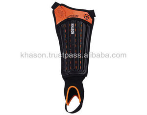 SHINGUARD DE QUALITÉ SUPÉRIEURE AVEC SHIN INSTEP COULEUR PERSONNALISÉE AVEC PROPRE IMPRESSION DE LOGO EVA REMBOURRÉ UTILISÉ AVEC DU PLASTIQUE DE PROTECTION - Product Image 2