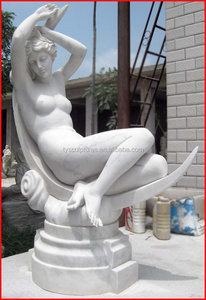 Statue de femme pleureuse en marbre blanc sculpté dans la pierre - Product Image 2