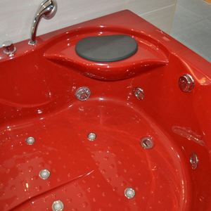 Bañera de hidromasaje con reposacabezas, asiento de baño de acrílico rojo, foshan - Product Image 2