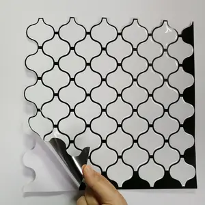 Damask branco anti molde em casca de cozinha inteligente, peel de árabe e telha