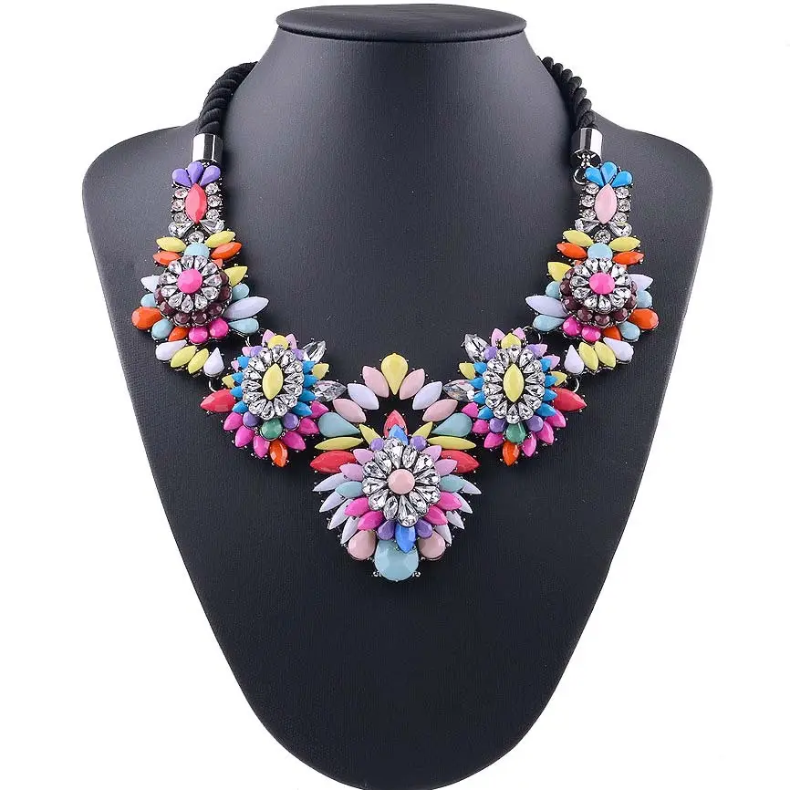 2019 fashion Bohemian choker women Crystal Jewelry statement necklace