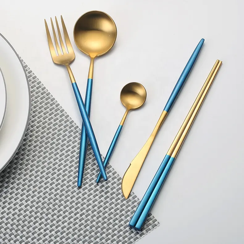 Качественные китайские товары, Роскошная Посуда 18/10, столовые приборы матового цвета с синей ручкой, столовые приборы золотого цвета для ложек, вилок, ножей