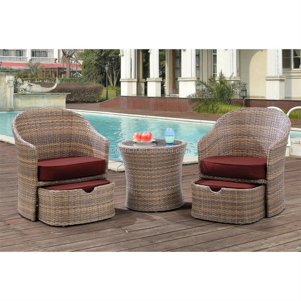 Outdoor Chair with Hidden Ottoman - Perfect for Relaxation