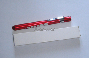 <span class=keywords><strong>Torcia</strong></span> <span class=keywords><strong>tascabile</strong></span> con <span class=keywords><strong>torcia</strong></span> a sospensione con penna medica diagnostica con scala - Product Image 2