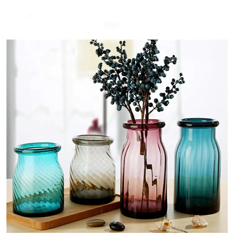 Usine en gros bouteille en verre vase pour la décoration de la maison de fleurs vase vases en verre en vrac