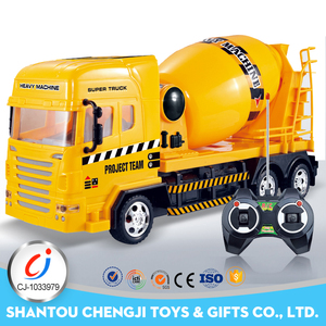 <span class=keywords><strong>Alibaba</strong></span> china factory 4CH rc 6x6 truck for selling with the light - Product Image 1