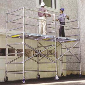 Échafaudage en aluminium à double largeur de 4,5 m de hauteur et 5,5 m de garde-corps à vendre - Product Image 4