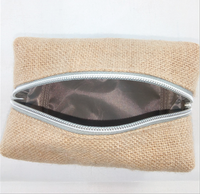 Trousse de maquillage cosmétique en jute kaki monogrammée pour femme