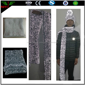 Fábrica que vende directamente reflectante luminoso moda de Invierno bufanda de algodón de bebé bola de lana bufanda chal - Product Image 2
