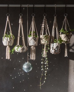 Fait à la main Boho Home Decor nouveau conçu tissu macramé plante cintres Pots de fleurs cintres muraux - Product Image 5