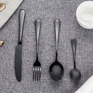 <span class=keywords><strong>Set</strong></span> di <span class=keywords><strong>posate</strong></span> <span class=keywords><strong>dorate</strong></span> di alta qualità, 20 pezzi, rivestimento PVD, cucchiaio, forchetta, coltello. - Product Image 3