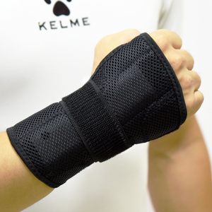 Dukungan Universal untuk Carpal Tunnel Tendonitis Pergelangan Tangan Sakit & Cedera Olahraga Yang Dapat Dilepas Belat Satu Ukuran Paling Sesuai - Product Image 6