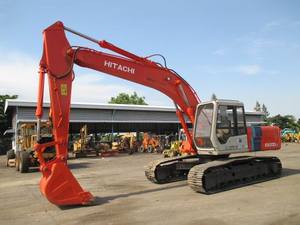 รถขุดไฮดรอลิกของฮิตาชิมือสอง EX200 EX200-1 EX200-2 EX200-3 EX200-5 - Product Image 2