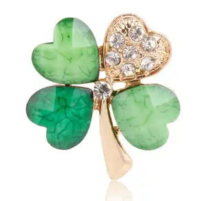 Charming verde e oro giada del fiore del rhinestone four leaf clover stile fresco e puro naturale della resina spilla