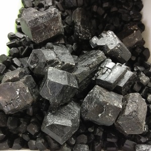 Thô Tourmaline Đen Thô Tự Nhiên - Product Image 4